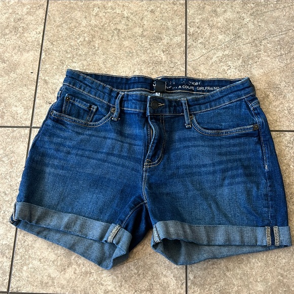 Gap Shorts - Picture 1 of 2